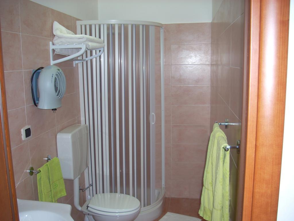 Eurelios Bed & Breakfast Adrano Bilik gambar